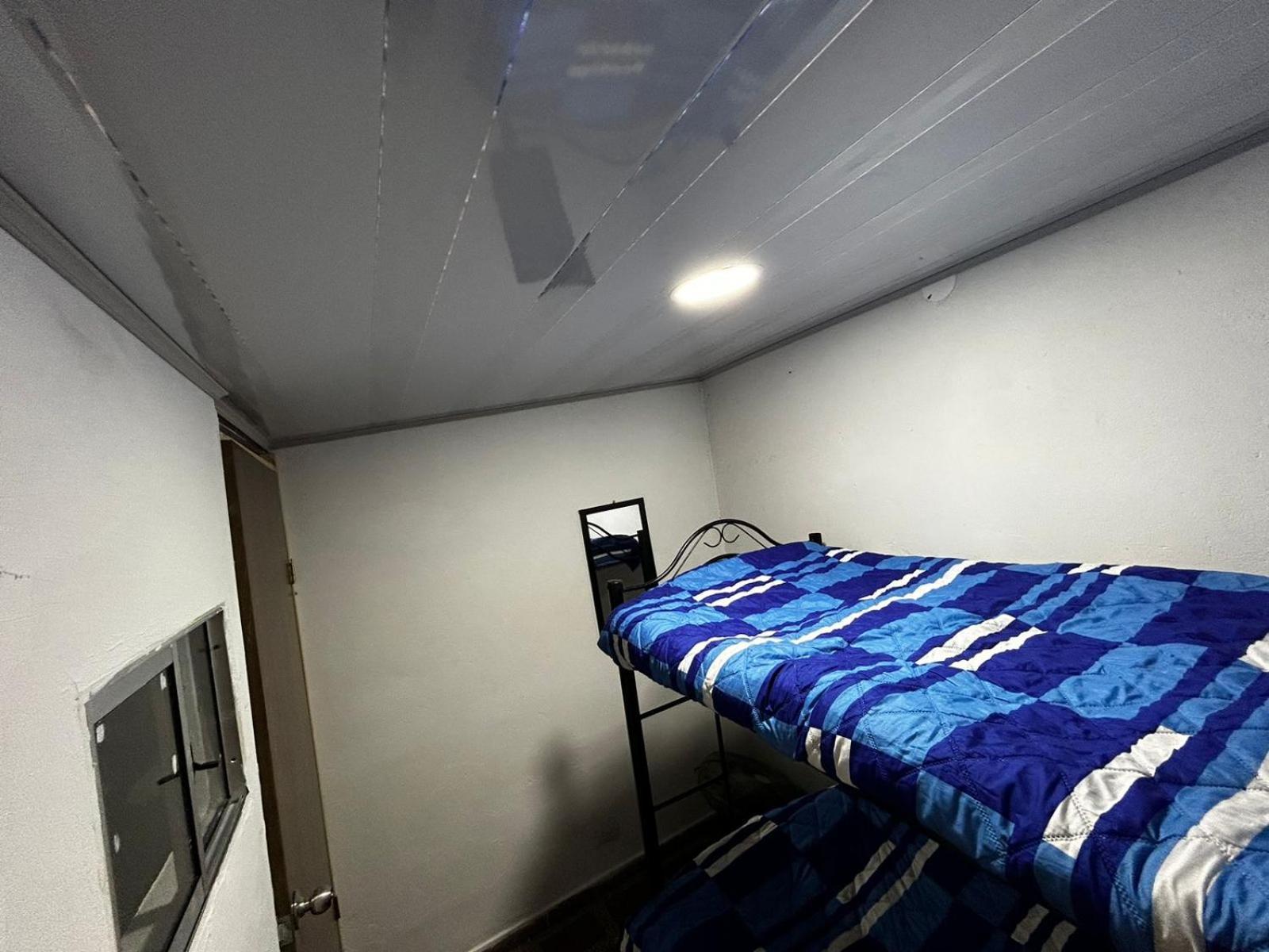 Hostel Urban City Медельин Экстерьер фото