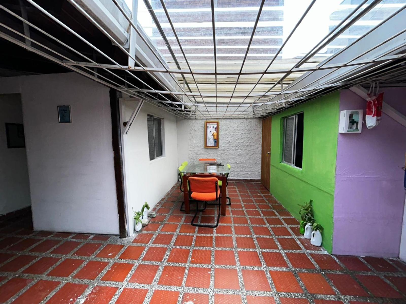 Hostel Urban City Медельин Экстерьер фото